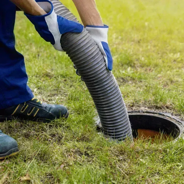 septic pumping